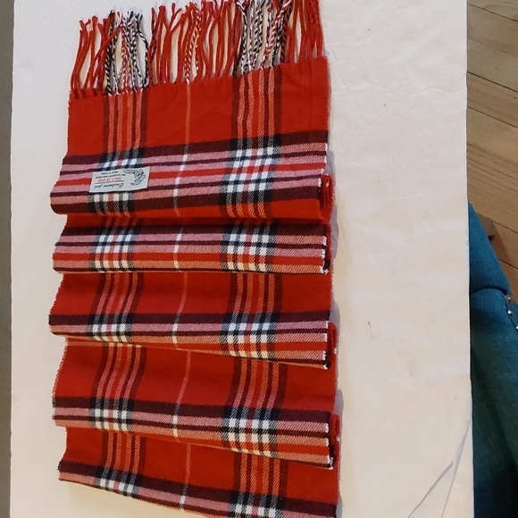 Cashmere Unisex Red/ Black Plaid Butter Soft Fringe Dress Holidays Winter Scarf - Picture 4 of 5